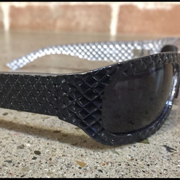 Choose 1 "Quilted" Sunglasses Melissa Eyewear - Picture 13 of 16
